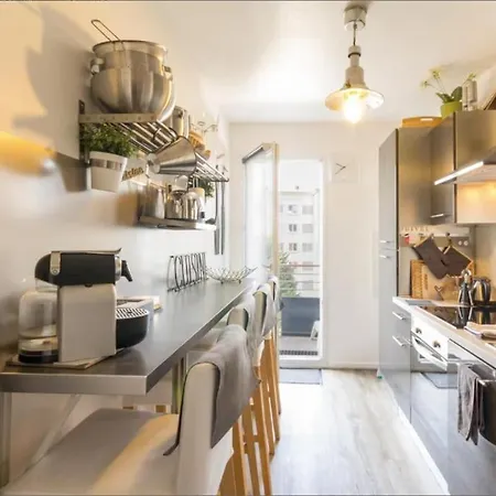 아파트 Petit Erdre - 2 Chambres- Gd Appt Ensoleille- Acces Pmr 낭트