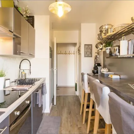 Petit Erdre - 2 Chambres- Gd Appt Ensoleille- Acces Pmr