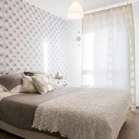 Petit Erdre - 2 Chambres- Gd Appt Ensoleille- Acces Pmr 公寓 *