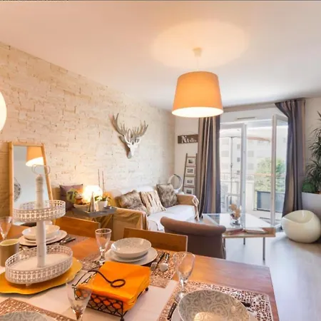 Petit Erdre - 2 Chambres- Gd Appt Ensoleille- Acces Pmr 낭트