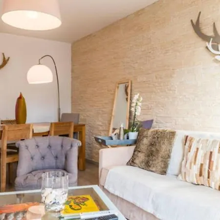 Petit Erdre - 2 Chambres- Gd Appt Ensoleille- Acces Pmr 南特