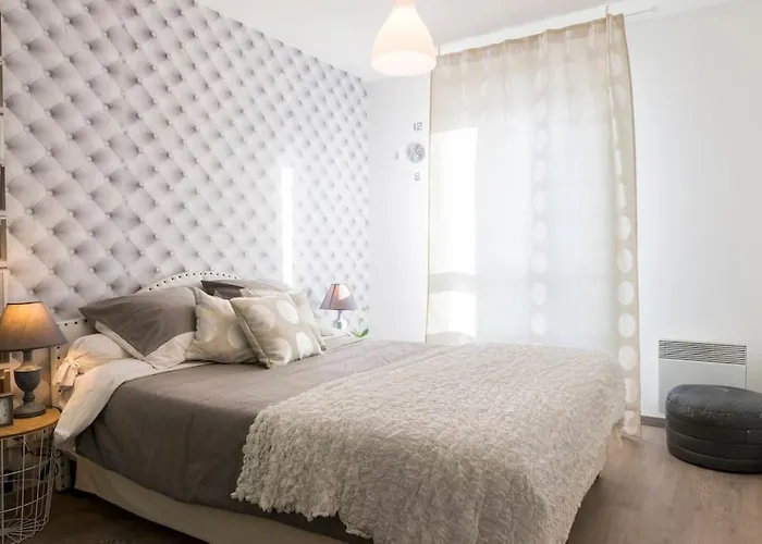 Petit Erdre - 2 Chambres- Gd Appt Ensoleille- Acces Pmr Apartmán *