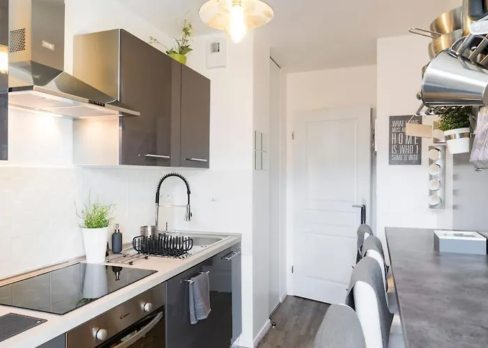 Apartmán Petit Erdre - 2 Chambres- Gd Appt Ensoleille- Acces Pmr Nantes