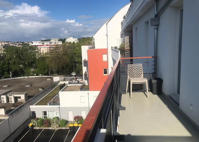 Petit Erdre - 2 Chambres- Gd Appt Ensoleille- Acces Pmr Nantes