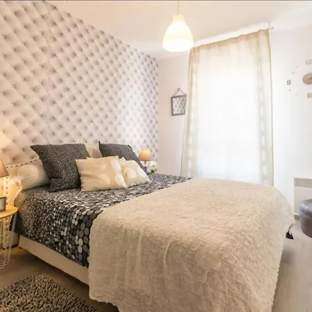 Petit Erdre - 2 Chambres- Gd Appt Ensoleillé- Accès Pmr Appartement